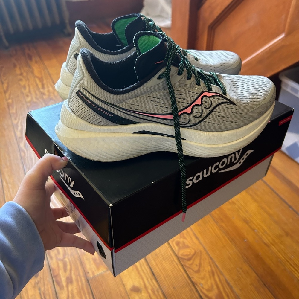 Saucony Endorphin speed 3
